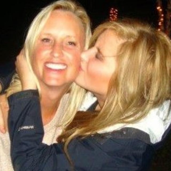 Meet your Posher, Joan - Picture 1 of 1